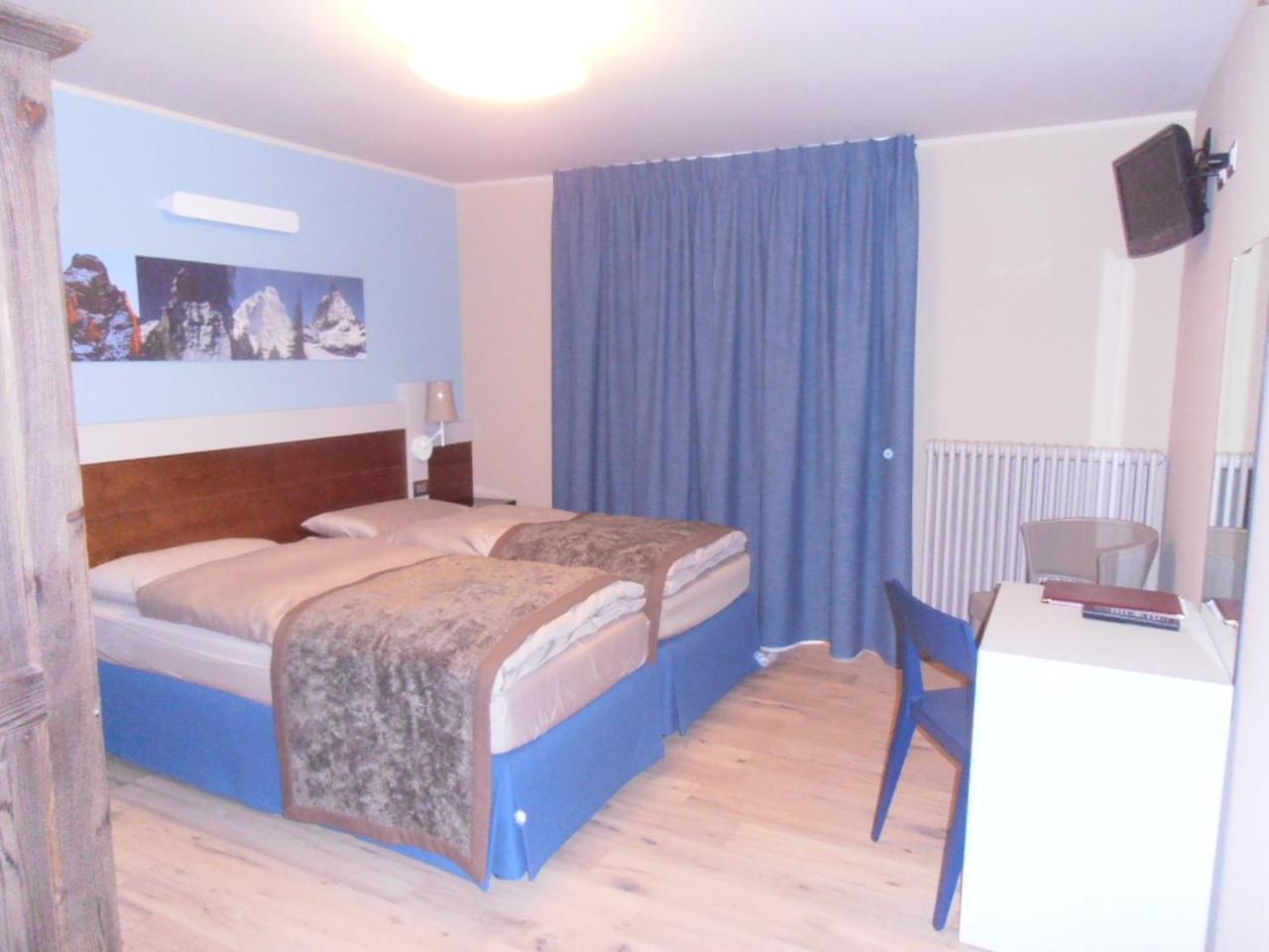 Hotel Lyskamm Breuil-Cervinia Exteriör bild
